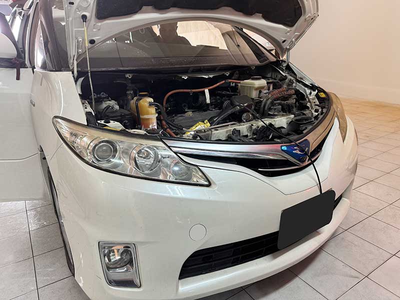 ซ่อมแอร์ Toyota Estima Hybrid แอร์ไม่เย็น