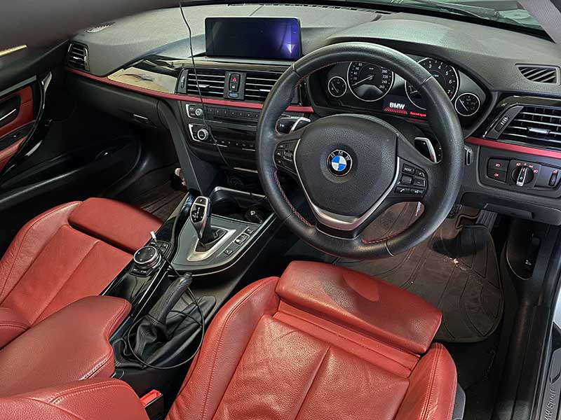 ซ่อมแอร์ BMW 320i F30