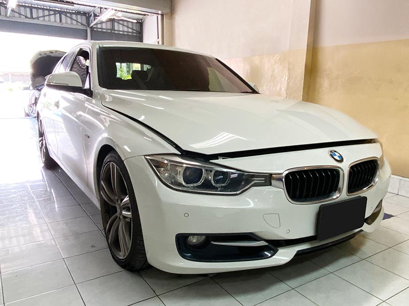 ซ่อมแอร์ BMW 320i F30